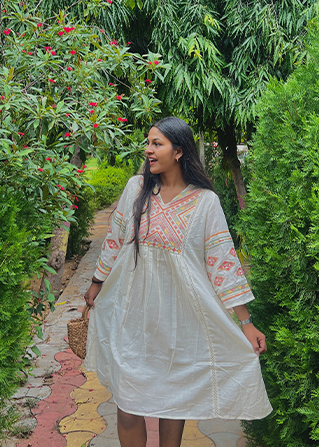 Mal Embroidery Dress