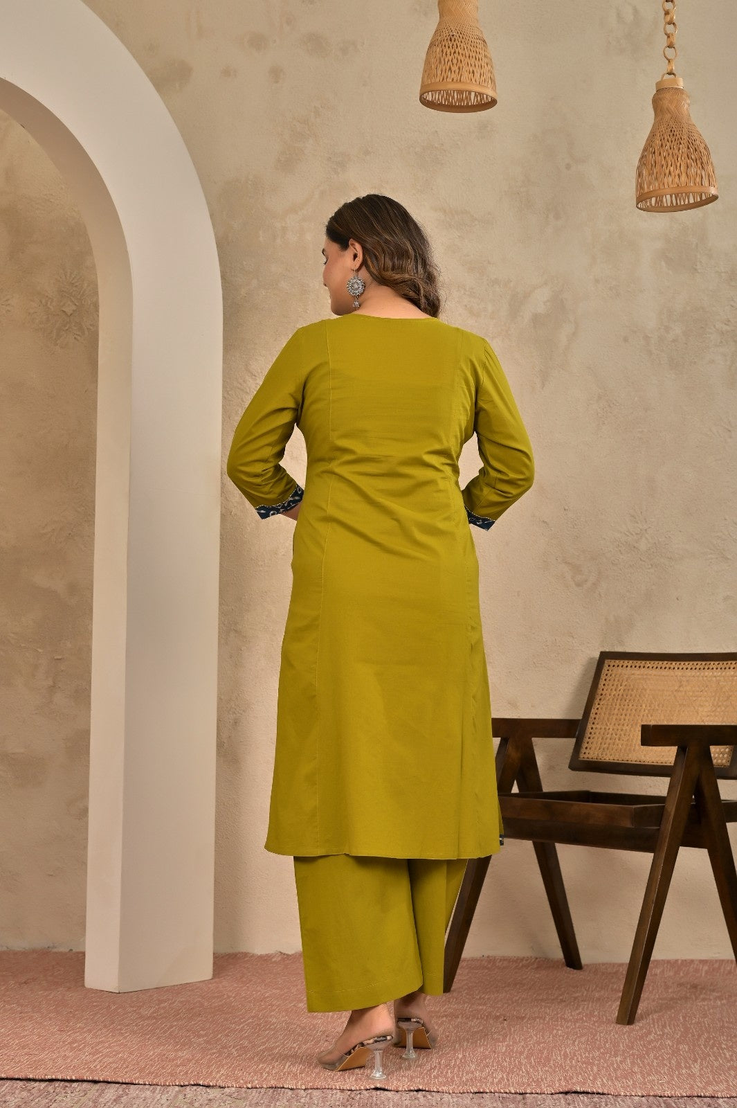 Green Bhandej Suit Set