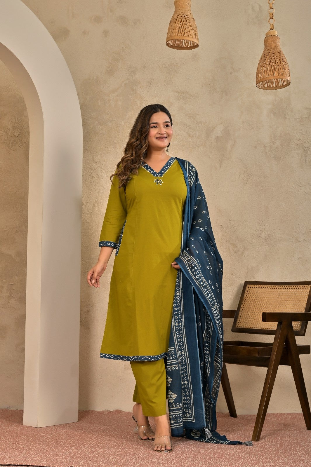 Green Bhandej Suit Set