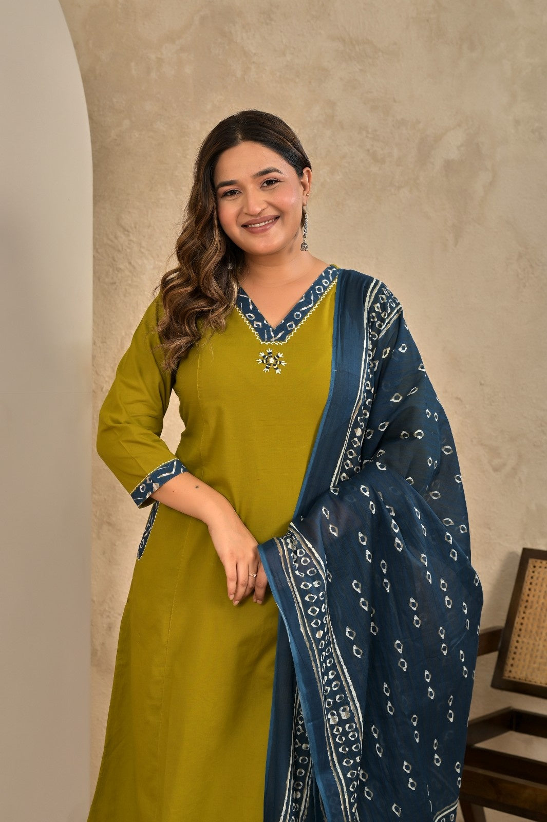 Green Bhandej Suit Set