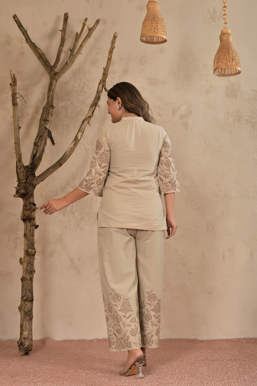 Beige Monotone Coordset