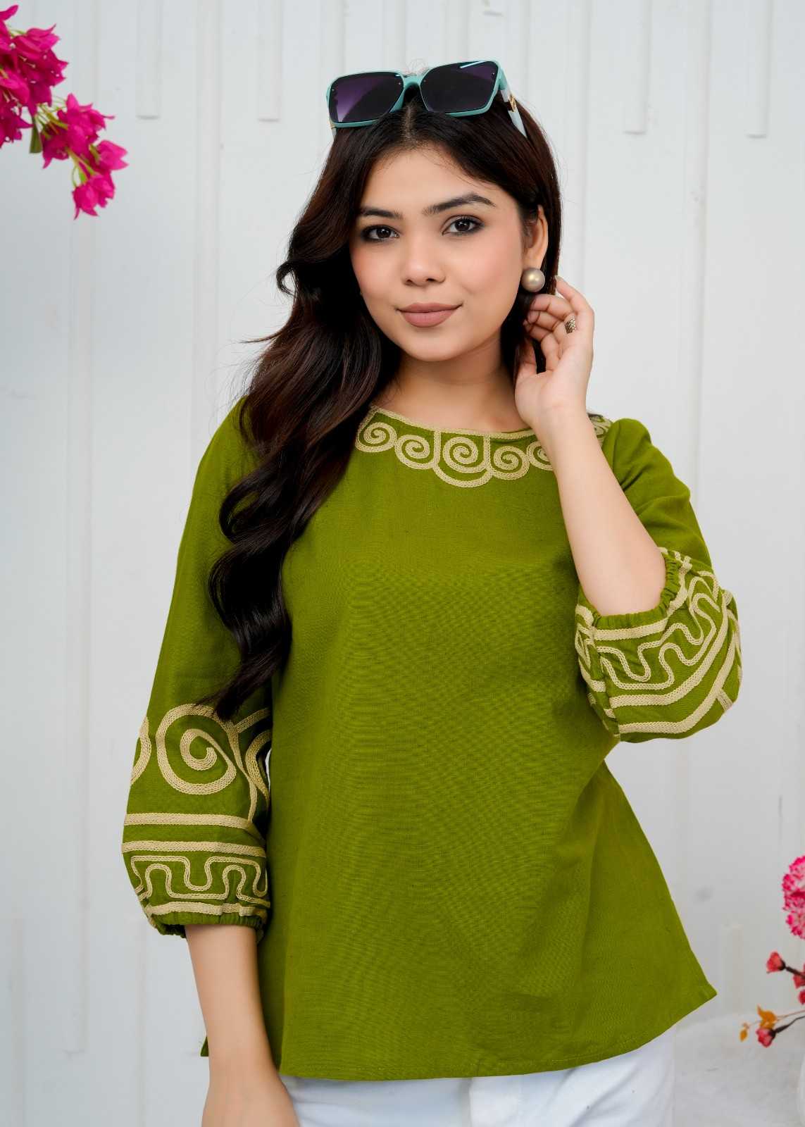 Green Chic Dori Top
