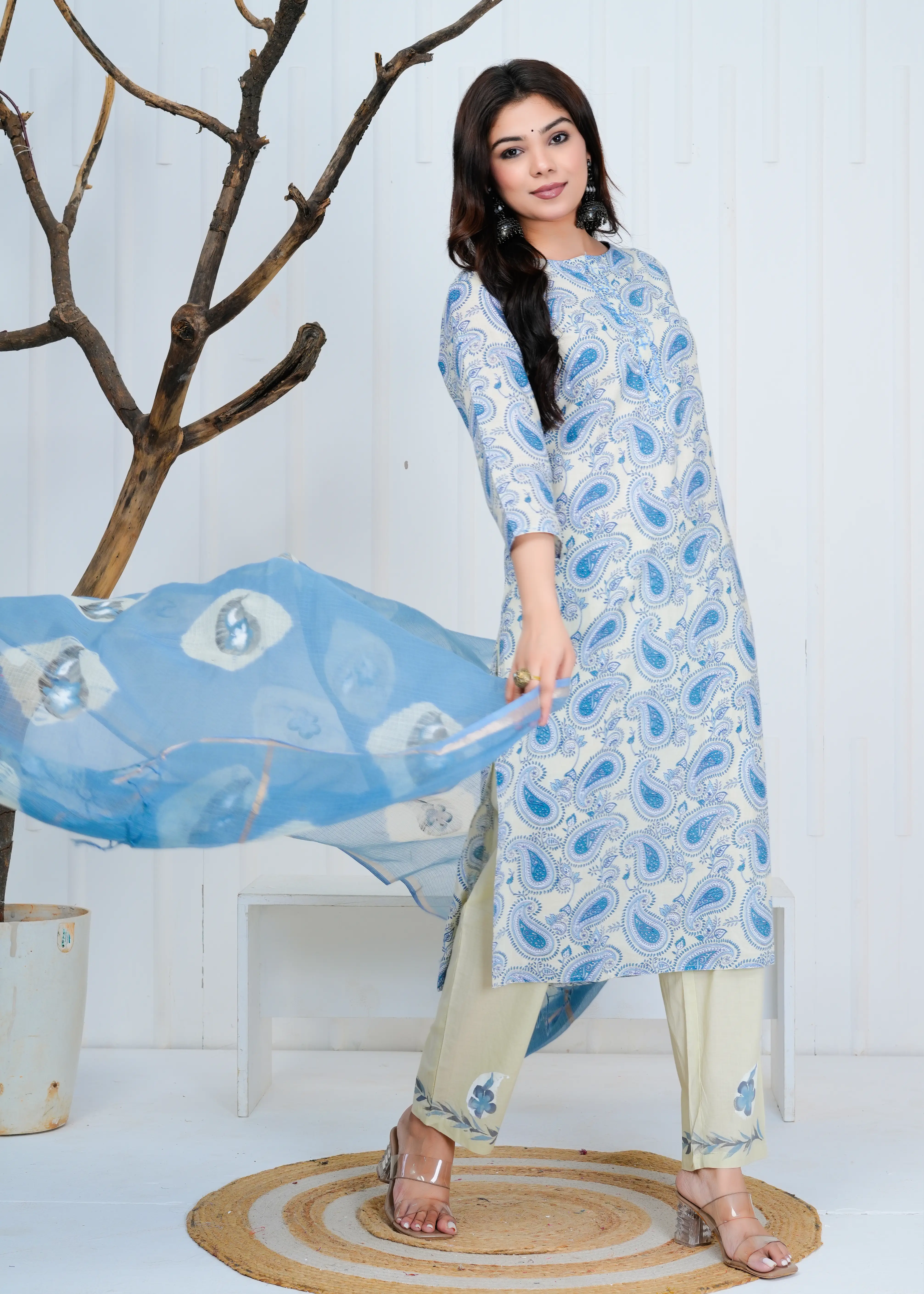 Keri Vastra Suit Set