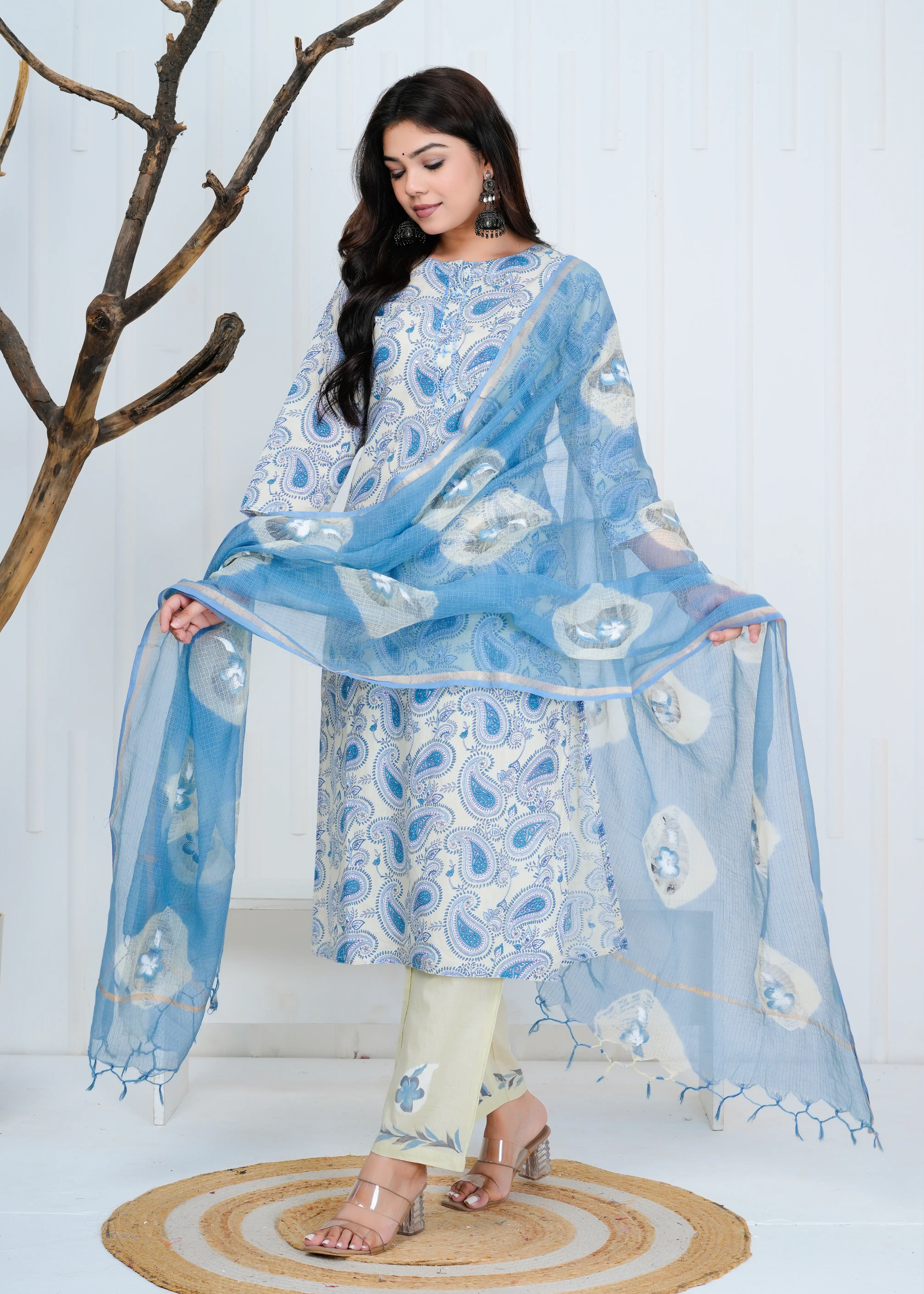 Keri Vastra Suit Set