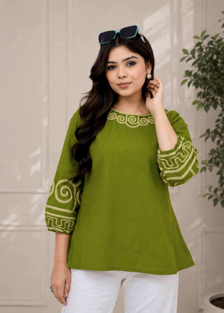 Green Chic Dori Top