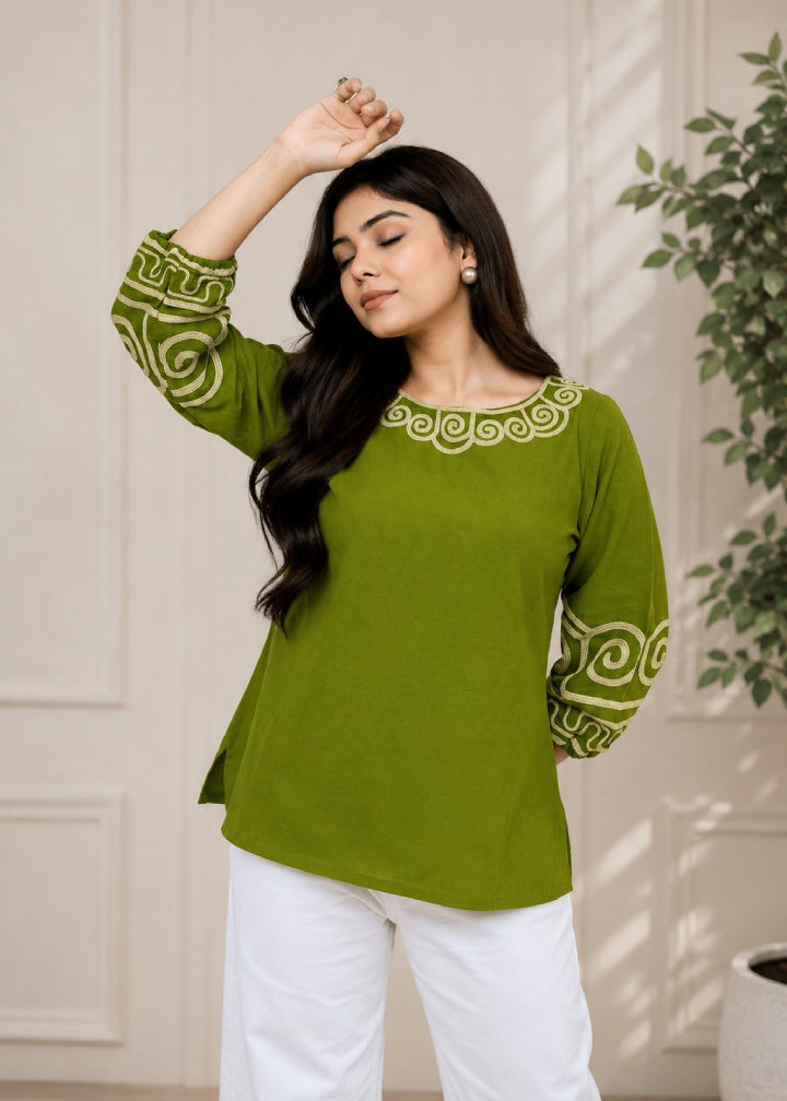 Green Chic Dori Top